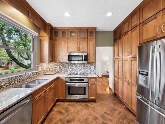 346 Harrogate Court, Westerville, OH 43082