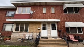 4847 Enfield Avenue C, Skokie, IL 60077