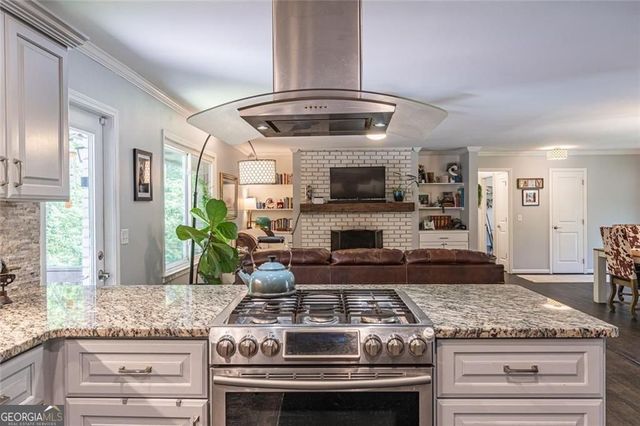 617 Brookline Drive SE, Marietta, GA 30067