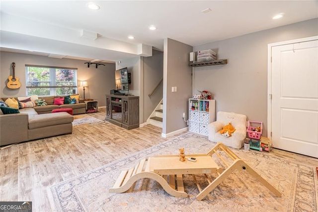 617 Brookline Drive SE, Marietta, GA 30067