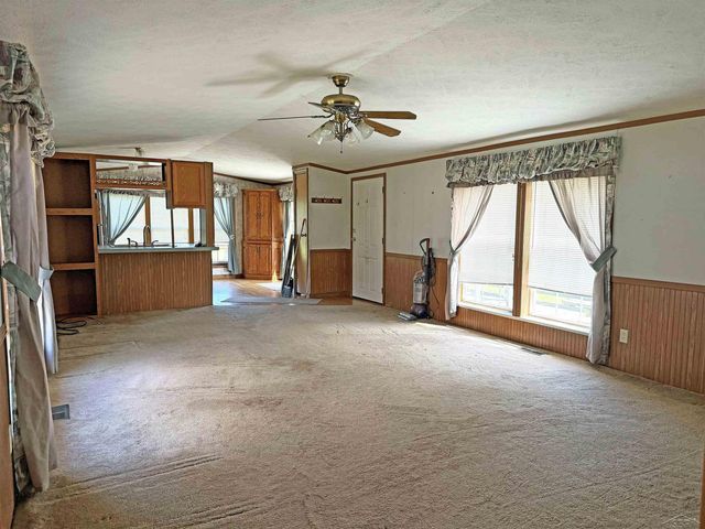 300 E Winegars Road, Hay Twp, MI 48624