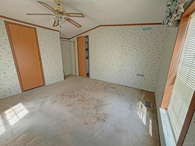 300 E Winegars Road, Hay Twp, MI 48624