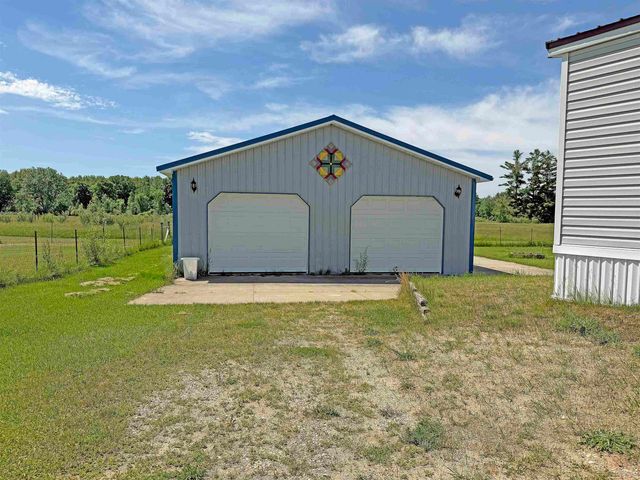 300 E Winegars Road, Hay Twp, MI 48624