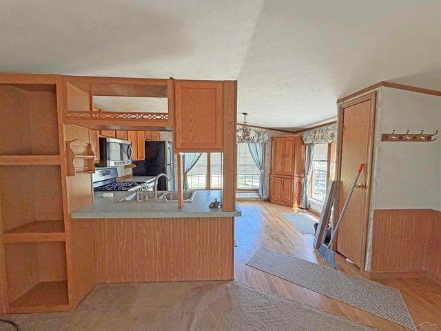 300 E Winegars Road, Hay Twp, MI 48624