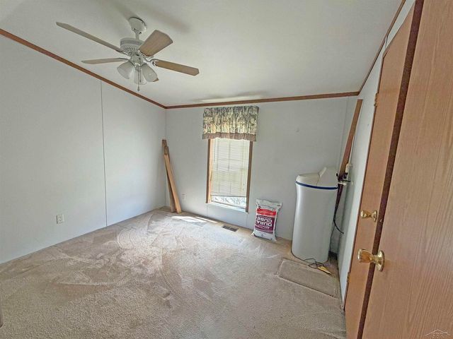 300 E Winegars Road, Hay Twp, MI 48624