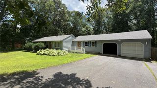 584 Hartford Pike, Scituate, RI 02857