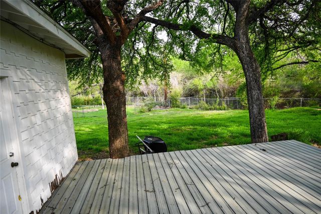 5133 Malinda Lane N, Fort Worth, TX 76112