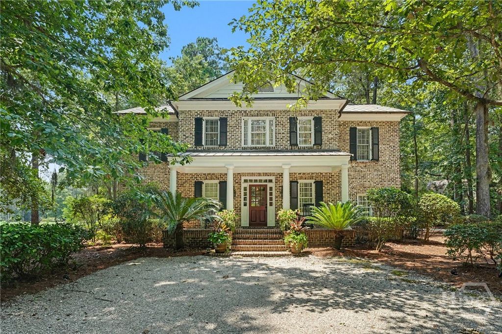 Image 1 of property listing at 466 Belted Kingfisher Lane, Richmond Hill, GA 31324