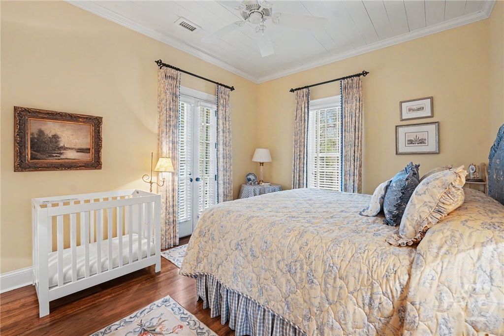 Image 19 of property listing at 466 Belted Kingfisher Lane, Richmond Hill, GA 31324