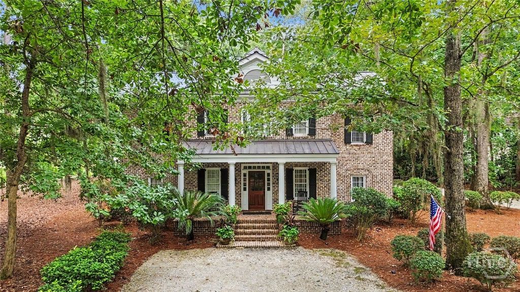 Image 32 of property listing at 466 Belted Kingfisher Lane, Richmond Hill, GA 31324