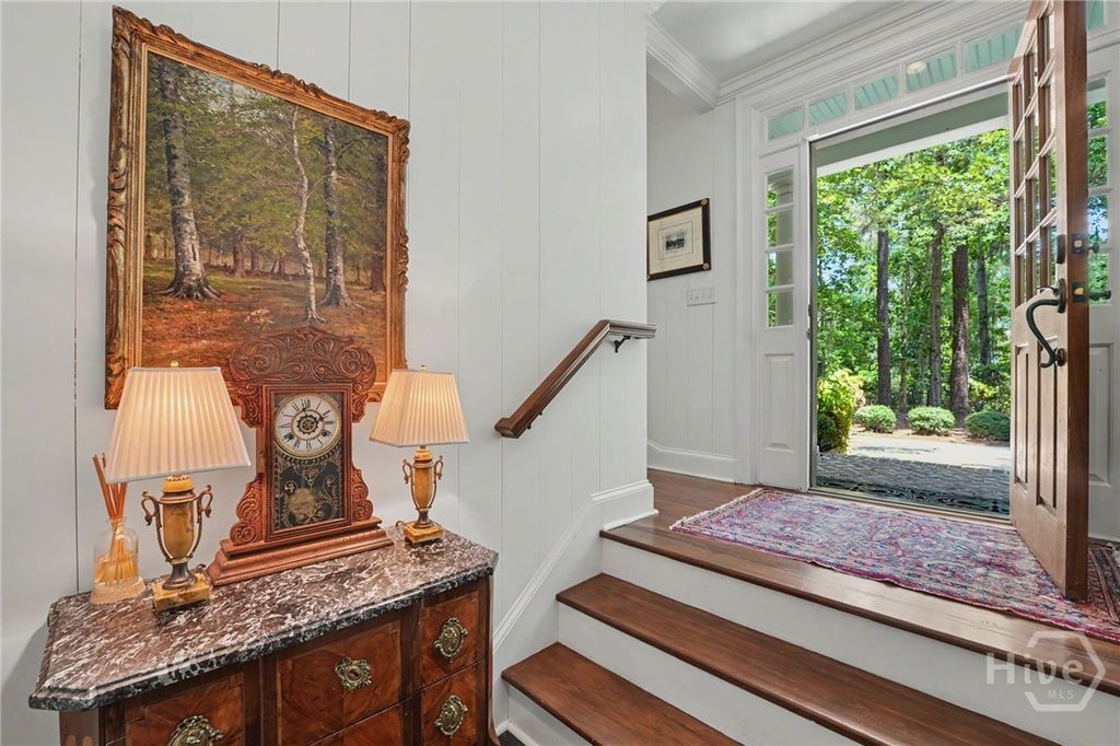 Image 5 of property listing at 466 Belted Kingfisher Lane, Richmond Hill, GA 31324