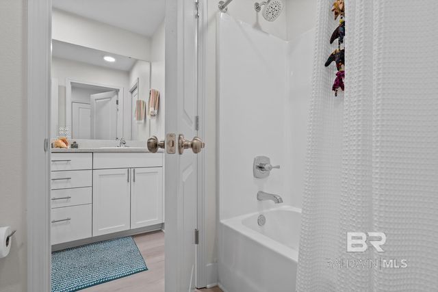 903 W Beach Boulevard 212, Gulf Shores, AL 36542