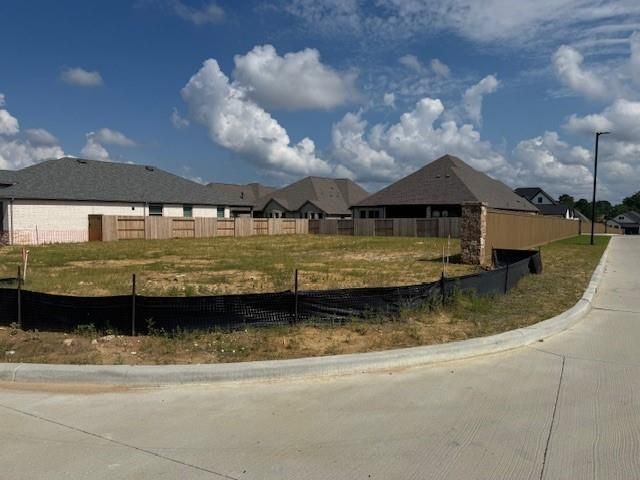 10402 Painted Brush Lane, Willis, TX 77318