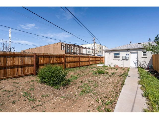 1105 S Zenobia St 1105&1107, Denver, CO 80219