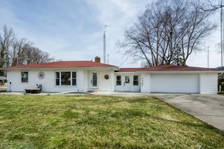 2301 Willa Drive, St. Joseph, MI 49085