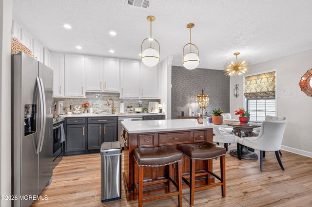 400 Daisy Court, Jackson, NJ 08527