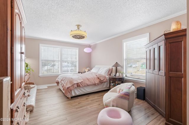 400 Daisy Court, Jackson, NJ 08527