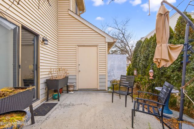 400 Daisy Court, Jackson, NJ 08527