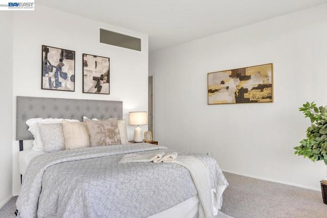 1200 Gough St 3A, San Francisco, CA 94109