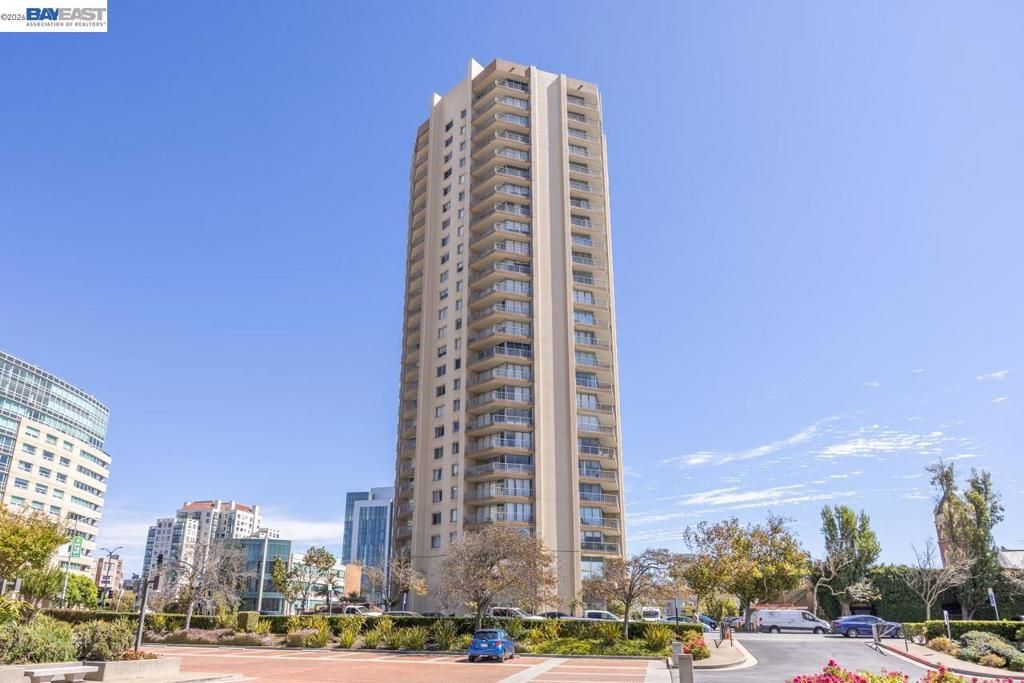 1200 Gough St 3A, San Francisco, CA 94109