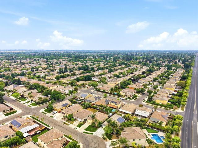 1428 N Leila Street, Visalia, CA 93291