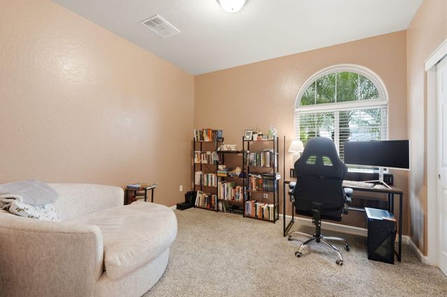 1428 N Leila Street, Visalia, CA 93291