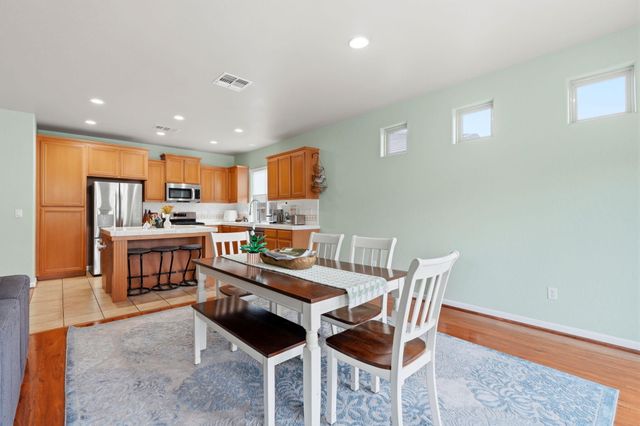 1428 N Leila Street, Visalia, CA 93291