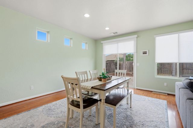 1428 N Leila Street, Visalia, CA 93291