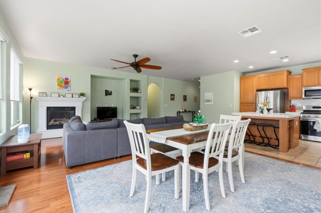 1428 N Leila Street, Visalia, CA 93291