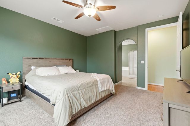 1428 N Leila Street, Visalia, CA 93291