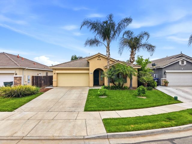 1428 N Leila Street, Visalia, CA 93291