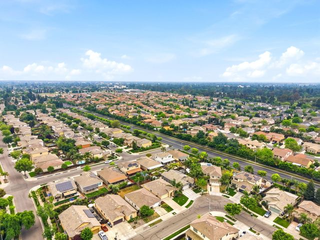 1428 N Leila Street, Visalia, CA 93291