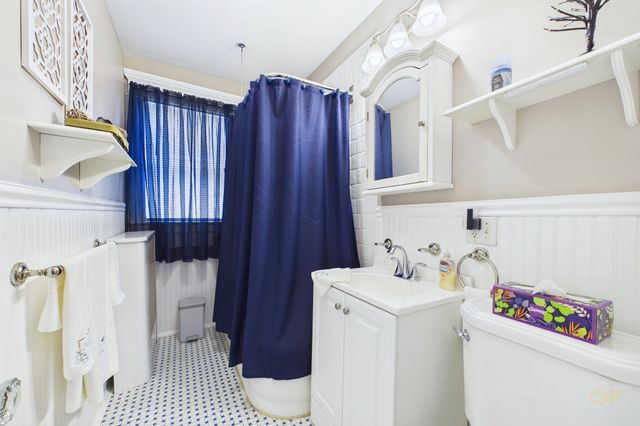 65 Milton St, New Bedford, MA 02740