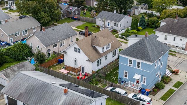 65 Milton St, New Bedford, MA 02740