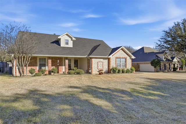 3207 Crossbridge Circle, Granbury, TX 76049