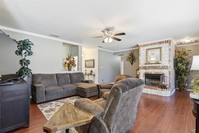 3207 Crossbridge Circle, Granbury, TX 76049