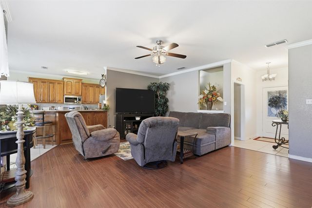 3207 Crossbridge Circle, Granbury, TX 76049