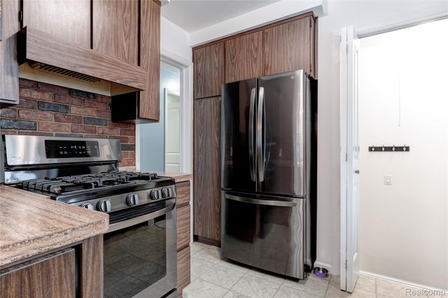 3265 Parker Street, Dearborn, MI 48124