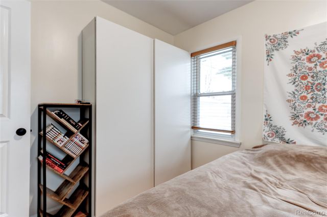 3265 Parker Street, Dearborn, MI 48124