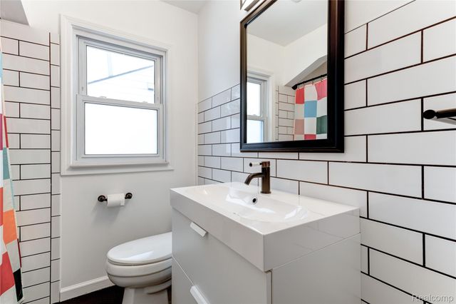 3265 Parker Street, Dearborn, MI 48124