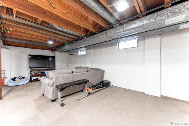 3265 Parker Street, Dearborn, MI 48124