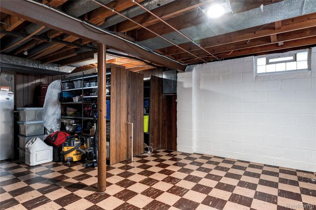 3265 Parker Street, Dearborn, MI 48124