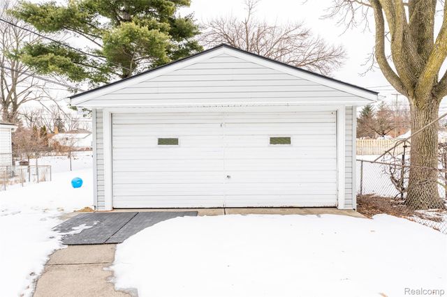 3265 Parker Street, Dearborn, MI 48124