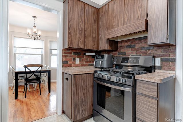 3265 Parker Street, Dearborn, MI 48124