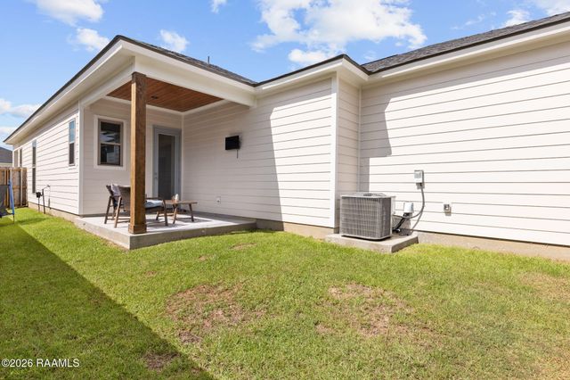 423 Flores Court, Lafayette, LA 70507