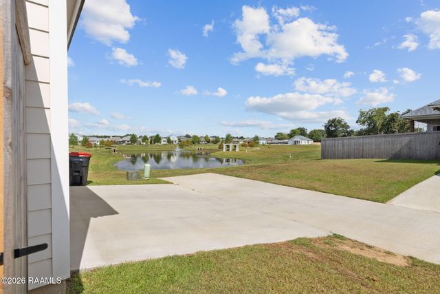 423 Flores Court, Lafayette, LA 70507