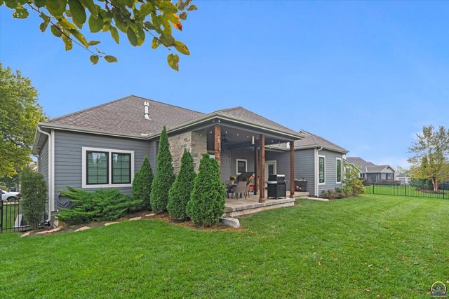 1309 Waverly Dr, Lawrence, KS 66049