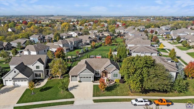 1309 Waverly Dr, Lawrence, KS 66049