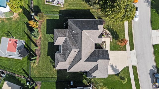 1309 Waverly Dr, Lawrence, KS 66049