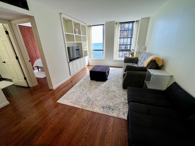 260 E Chestnut Street 1511, Chicago, IL 60611